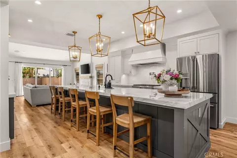 2080 Orange Ave, Costa Mesa, CA 92627