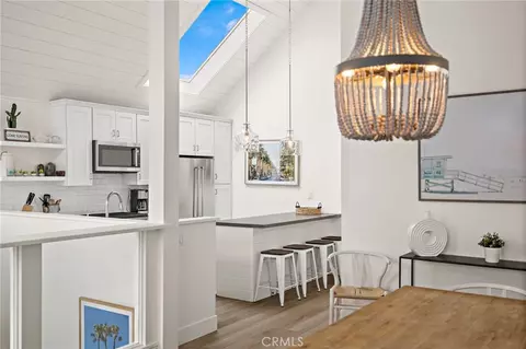 207 40th St #2, Newport Beach, CA 92663