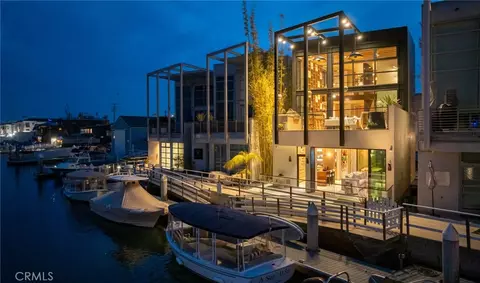 2910 Lafayette Ave, Newport Beach, CA 92663