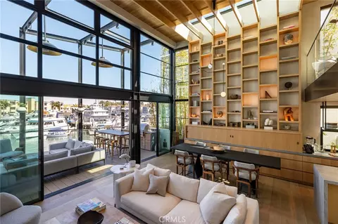 2910 Lafayette Ave, Newport Beach, CA 92663