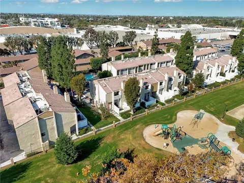 380 W Wilson St #C101, Costa Mesa, CA 92627