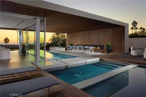 2460 Monaco Dr, Laguna Beach, CA 92651