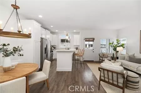 259 Mayflower Dr, Newport Beach, CA 92660