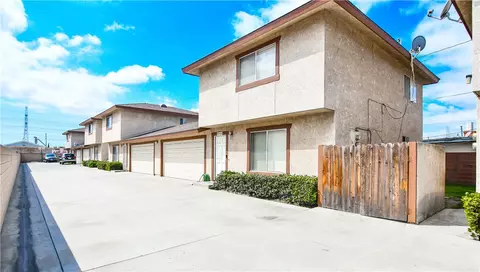9112 Cedar St, Bellflower, CA 90706