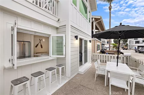 207 40th St, Newport Beach, CA 92663