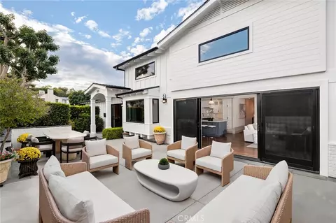 301 Evening Cyn, Corona Del Mar, CA 92625