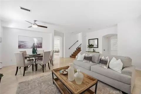 328 5th St, Huntington Beach, CA 92648