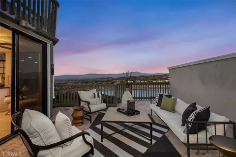 26 Coventry #25, Newport Beach, CA 92660