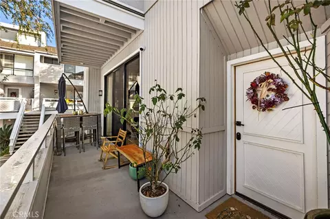 12 Encore Ct, Newport Beach, CA 92663