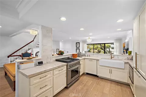 12 Encore Ct, Newport Beach, CA 92663