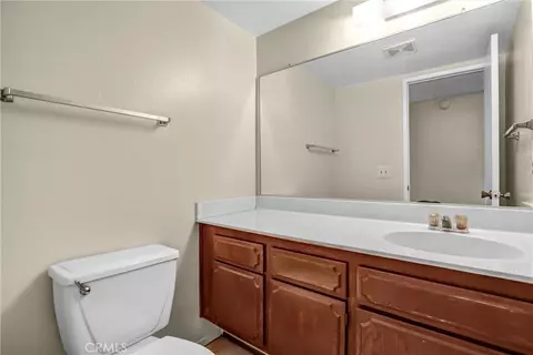 Bath - 122 Tamarisk, Redlands, CA 92373 photo 1 of 3