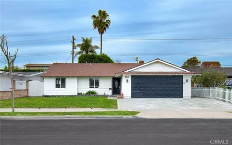 2913 Jacaranda Ave, Costa Mesa, CA 92626