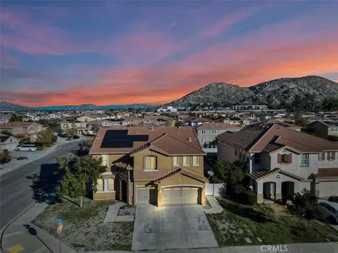 820 Volande Ct, Perris, CA 92571