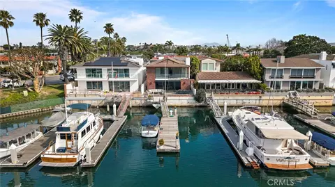 205 Via Lido Soud, Newport Beach, CA 92663