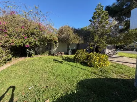 900 Arbor, Costa Mesa, CA 92627