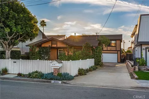 3209 Clay, Newport Beach, CA 92663
