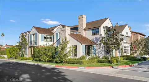2571 Vista, Newport Beach, CA 92663