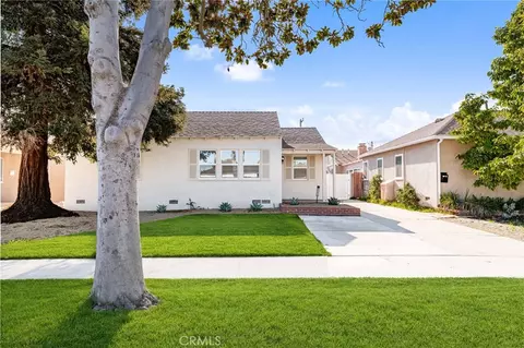 2155 Euclid Ave, Long Beach, CA 90815