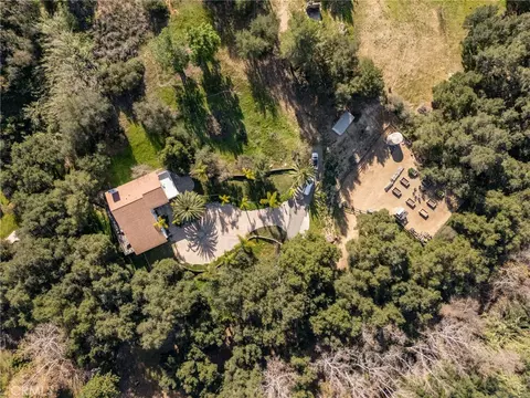 View/Area - 48980 De Luz Rd, Temecula, CA 92590 photo 2 of 3