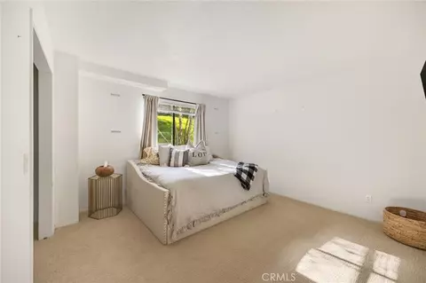 Bedroom - 48980 De Luz Rd, Temecula, CA 92590 photo 4 of 8