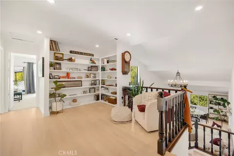 Entry Way - 48980 De Luz Rd, Temecula, CA 92590 photo 2 of 3