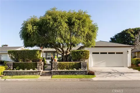 453 Seaward Rd, Corona Del Mar, CA 92625