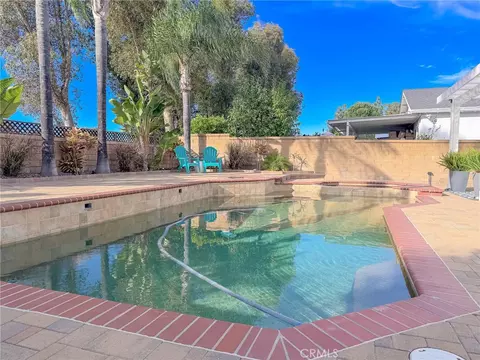 21865 Jinetes, Mission Viejo, CA 92691