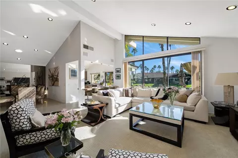 97 Palomino Cir, Palm Desert, CA 92211