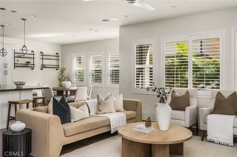 4750 Holly Ave, Long Beach, CA 90805