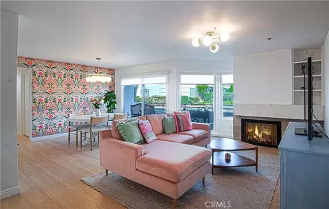 240 Nice Ln #102, Newport Beach, CA 92663