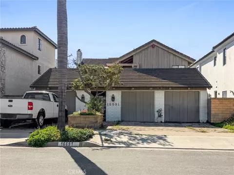 16691 Carousel Ln, Huntington Beach, CA 92649
