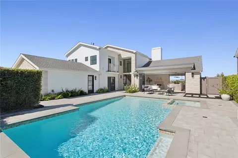 2433 Blackthorn St, Newport Beach, CA 92660