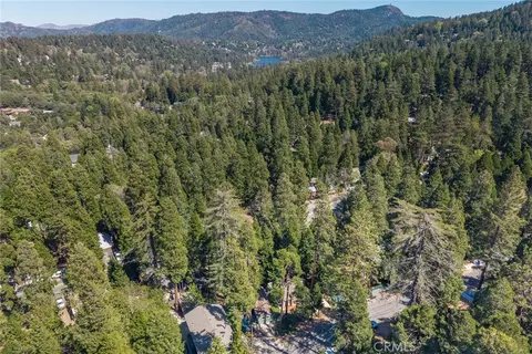 773 Woodland, Crestline, CA 92325