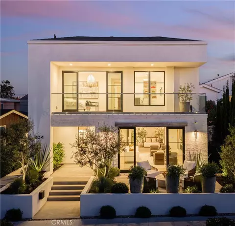 304 Goldenrod Ave, Corona Del Mar, CA 92625