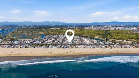 203 Cedar St #A & B, Newport Beach, CA 92663