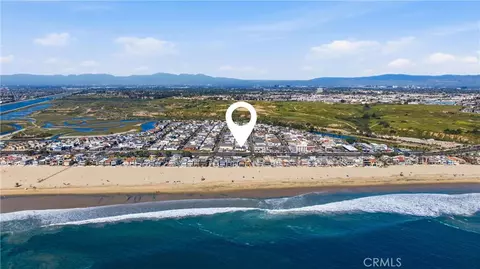 203 Cedar St, Newport Beach, CA 92663