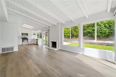 9319 Shrike Ave, Fountain Valley, CA 92708