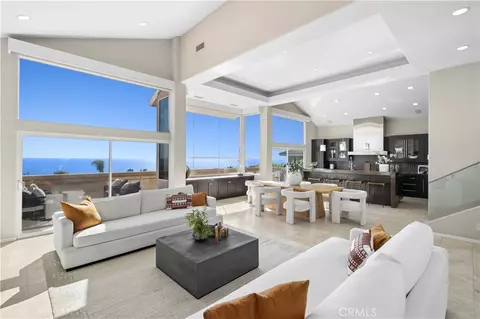 10 N Stonington Rd, Laguna Beach, CA 92651