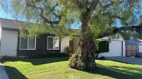 9466 Warbler Ave, Fountain Valley, CA 92708