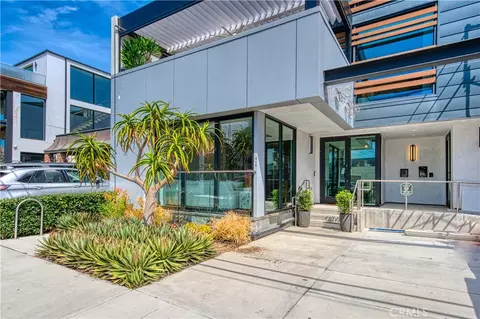 419 29th St, Newport Beach, CA 92663