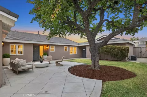 2839 Carob St, Newport Beach, CA 92660