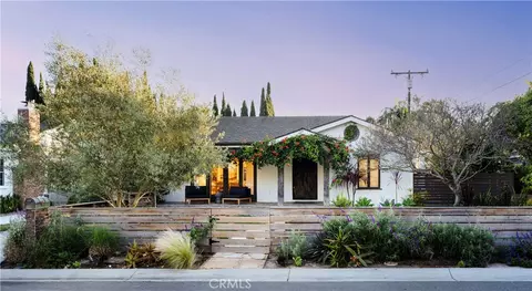 2620 Riverside Dr, Costa Mesa, CA 92627