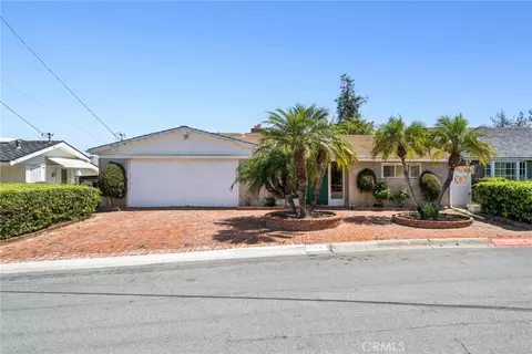 608 Saint James Pl, Newport Beach, CA 92663