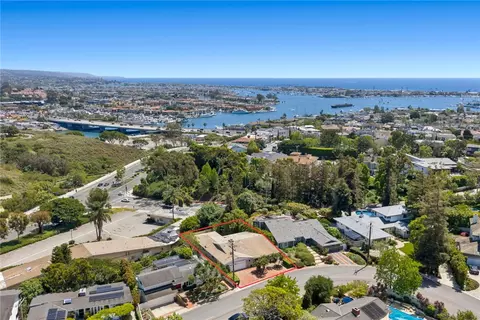 608 Saint James Pl, Newport Beach, CA 92663