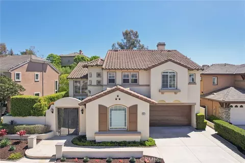 6 Westchester Ct, Coto De Caza, CA 92679