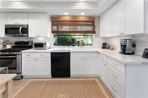 1 Cerrito, Irvine, CA 92612