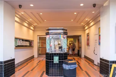 Entry Way - 1200 E Ocean #12, Long Beach, CA 90802 photo 1 of 1