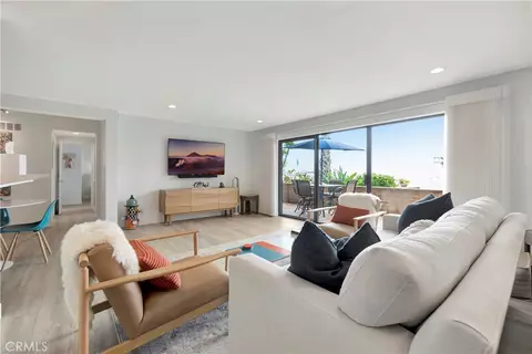 Living - 1200 E Ocean #12, Long Beach, CA 90802 photo 2 of 4