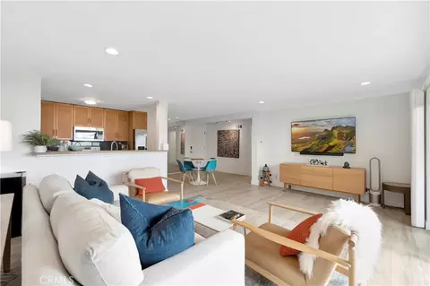 Living - 1200 E Ocean #12, Long Beach, CA 90802 photo 4 of 4