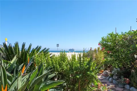 Exterior - 1200 E Ocean #12, Long Beach, CA 90802 photo 2 of 23